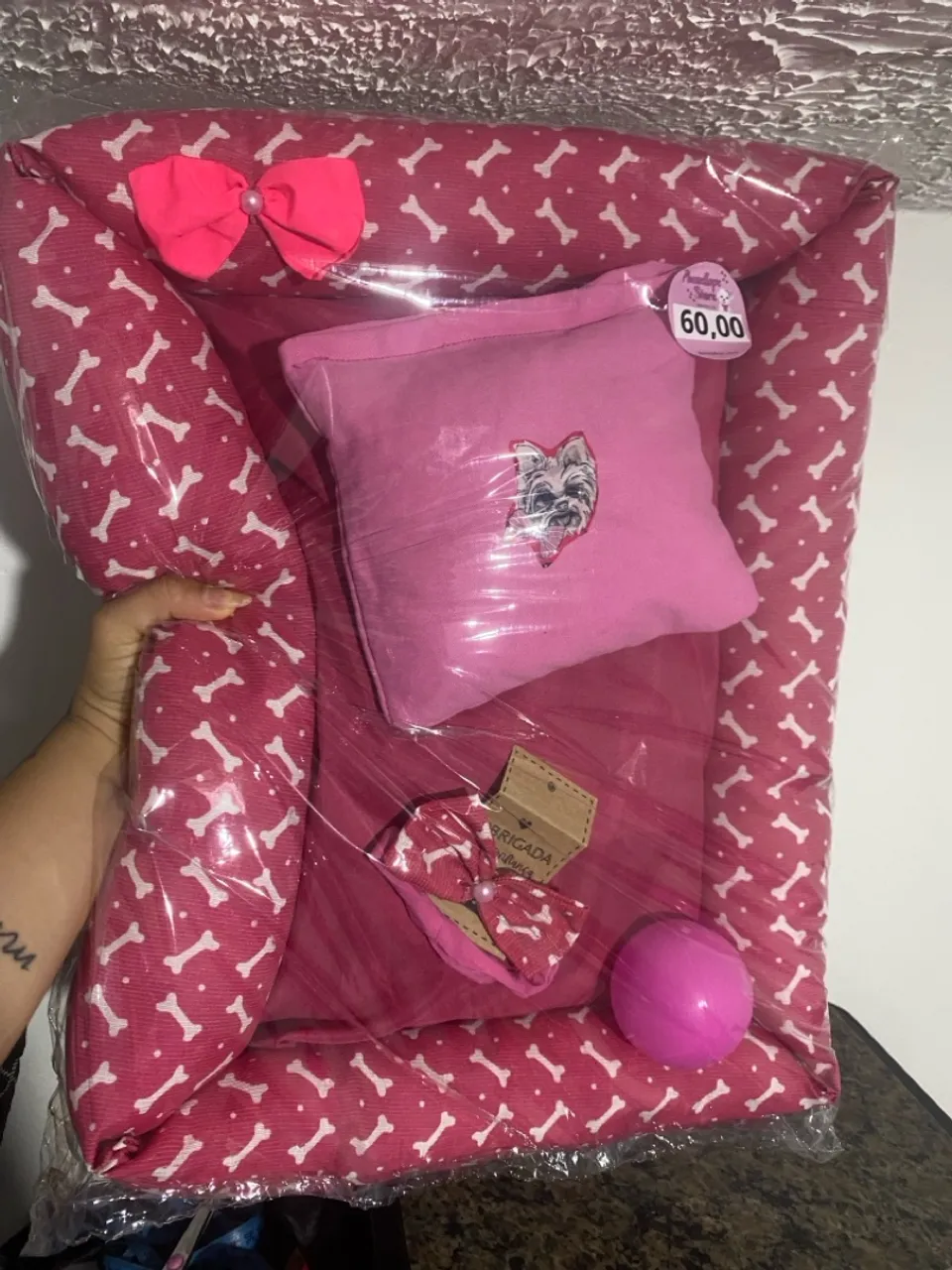Cama Pet Rosa com Acessórios