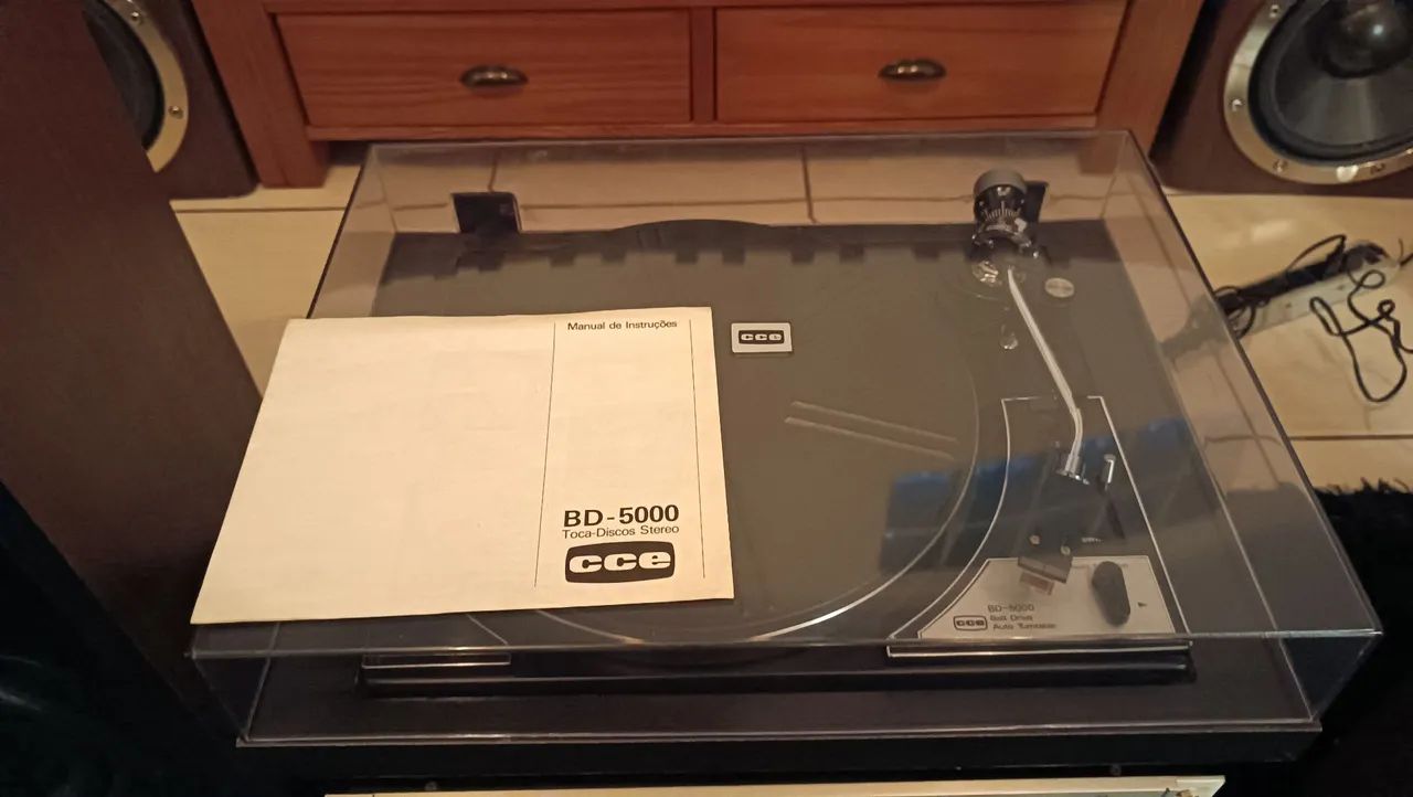 Toca-Discos CCE BD-5000