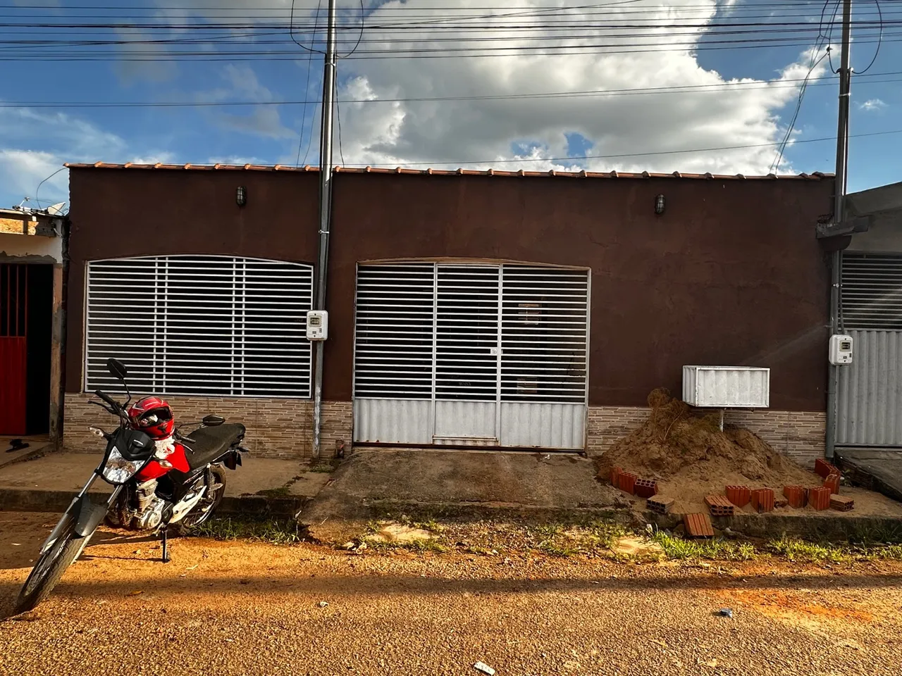 Vende-se casa 