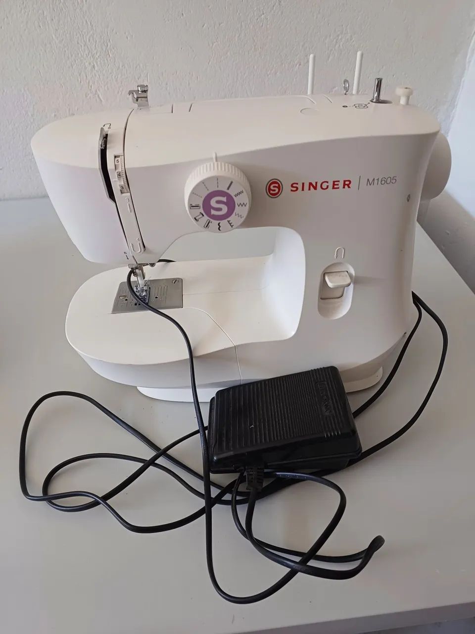 Máquina de Costura Singer M1605 - Foto 5