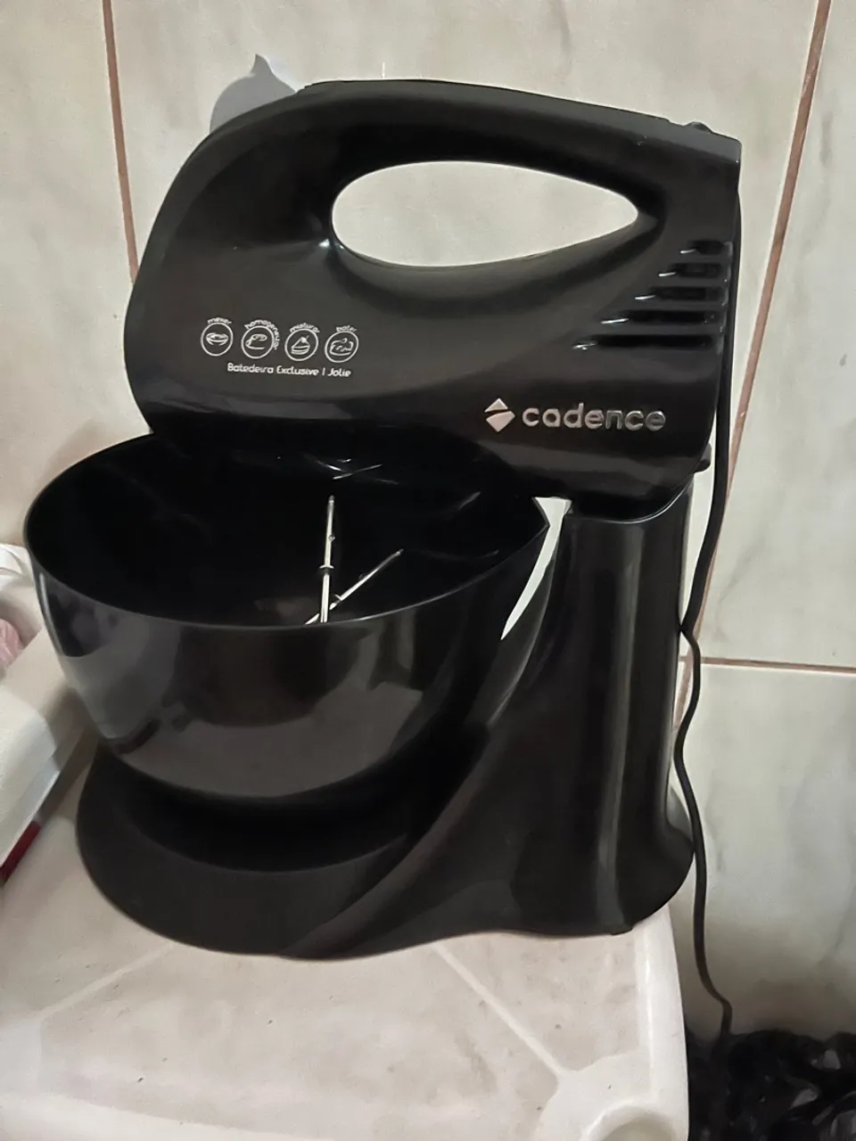 Batedeira Cadence Exclusive Jolie