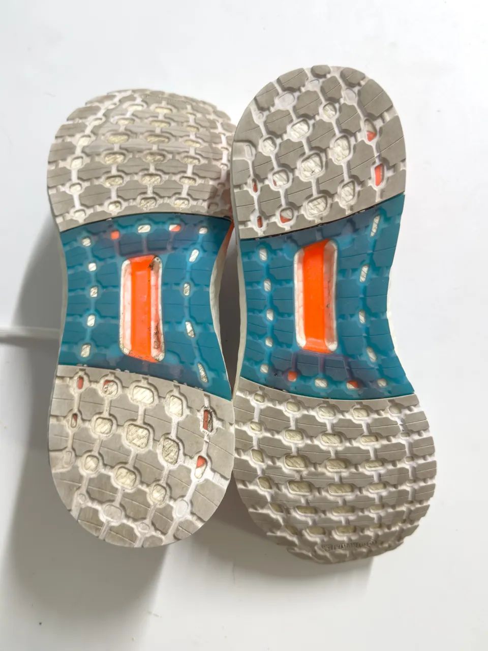 Tenis Adidas ultrabooster ( usado)  - Foto 4