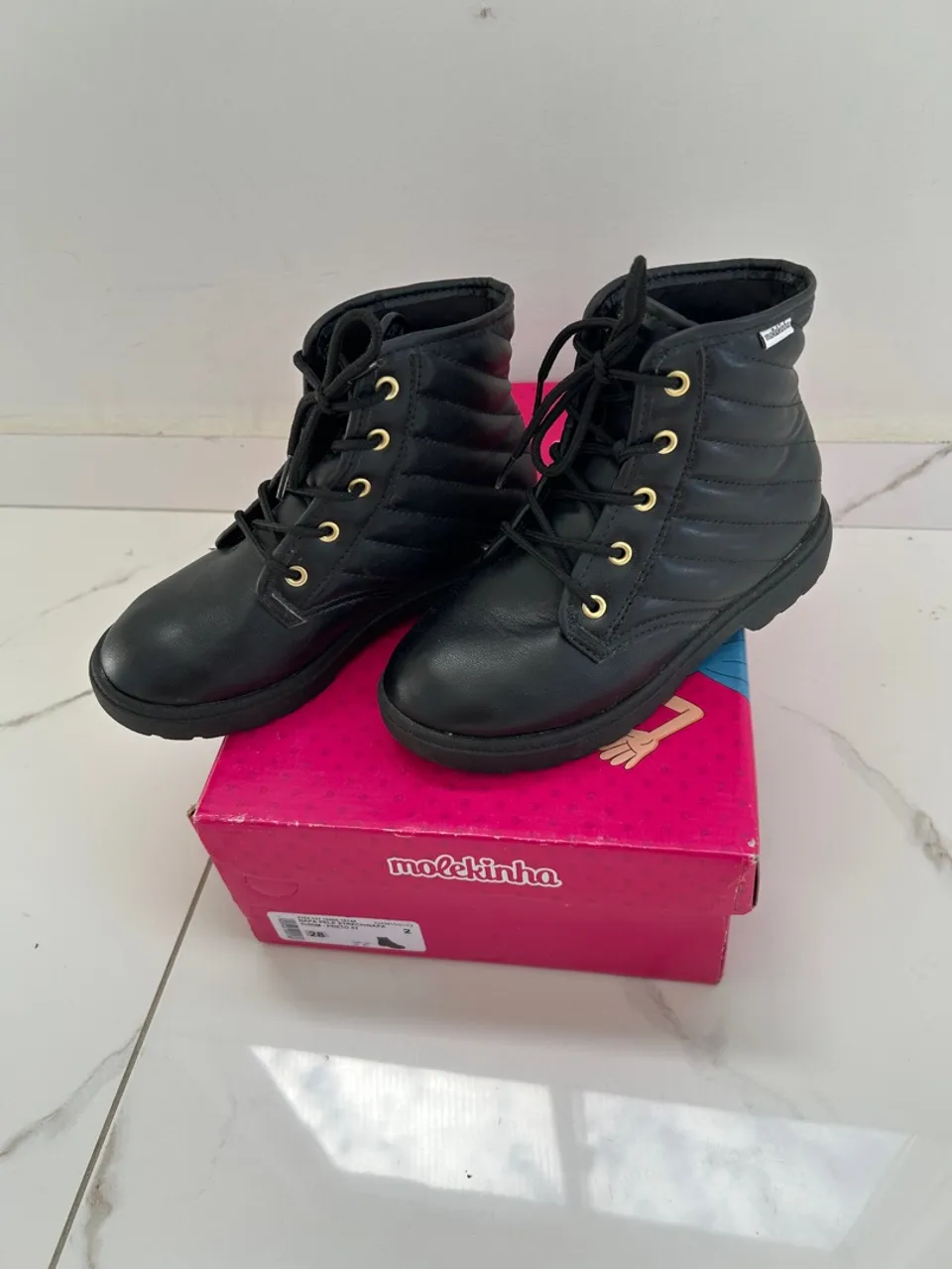 Bota molekinha semi nova