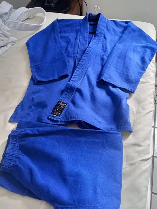 Kimono de Judô Azul - Tamanho M3