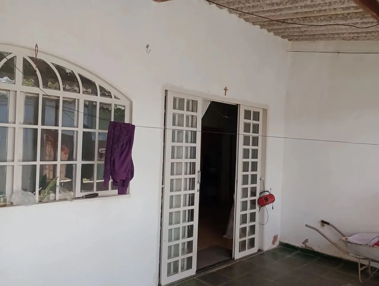 IVendo casa 3 quartos em valparaiso Anhaguera B  com quintal e Garagem pra 2 carro coberto - Foto 2