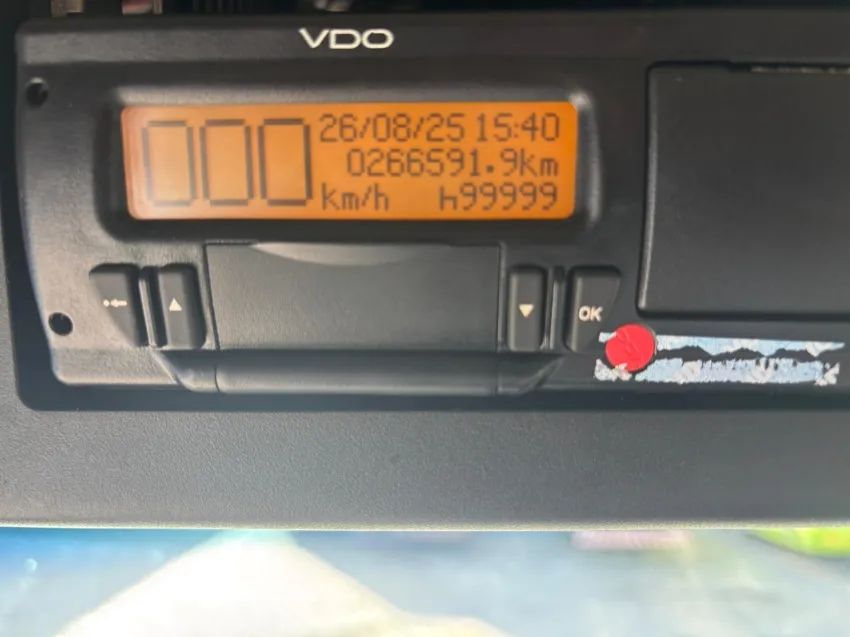 Mercedes-Benz Actros 2651 510 6x4 2022/2023 - Foto 12