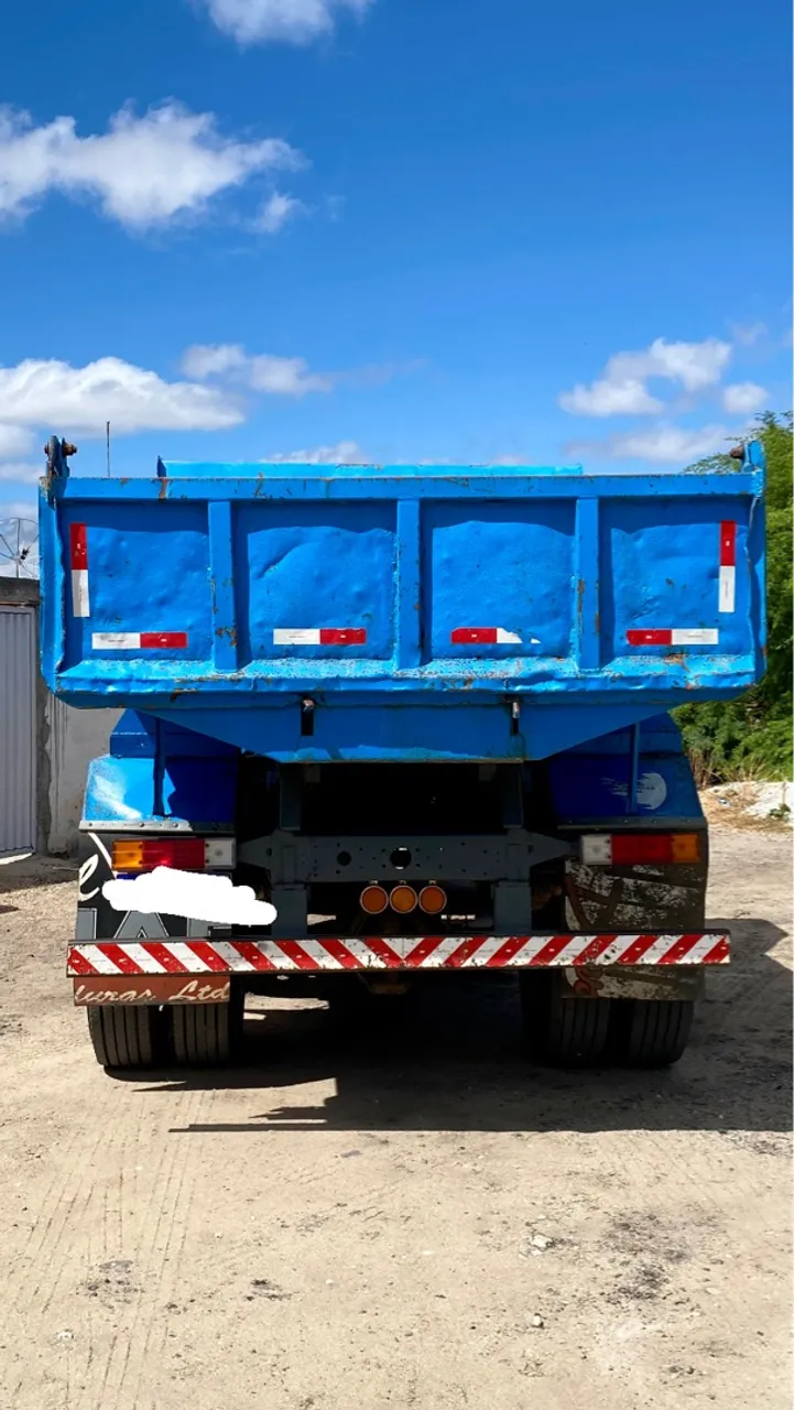 Caminhão Caçamba Azul - Ideal para Transporte!