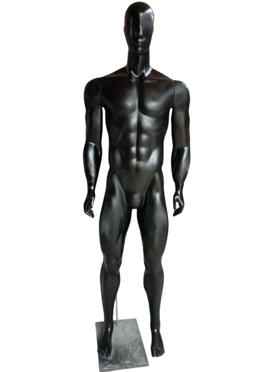 Manequim Masculino Fibra de Vidro 