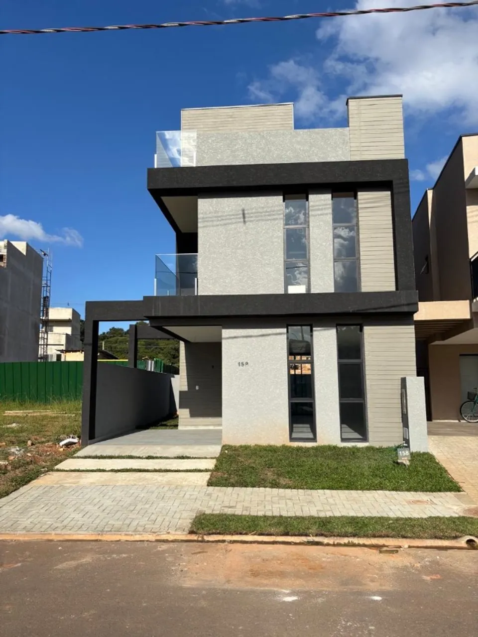 Lindo Sobrado Santa Cândida Condomínio Club 3 Quartos Novo