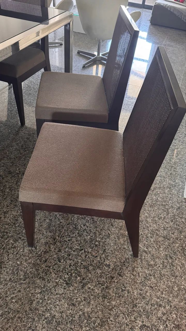 Vendo mesa c 8 cadeiras  - Foto 4