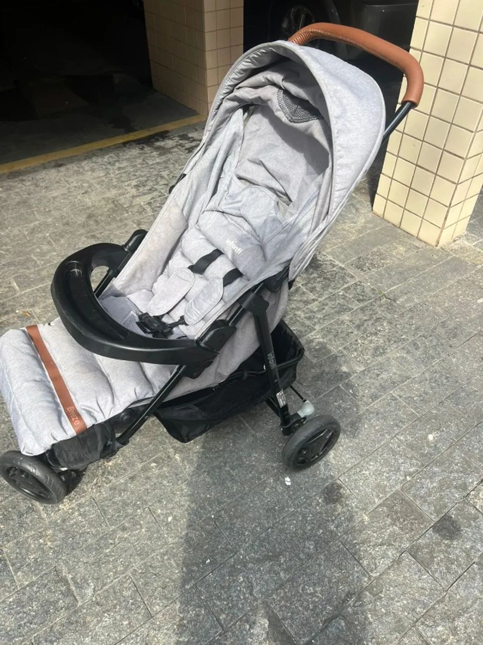 Carrinho de bebê freezer 3 rodas - Foto 4