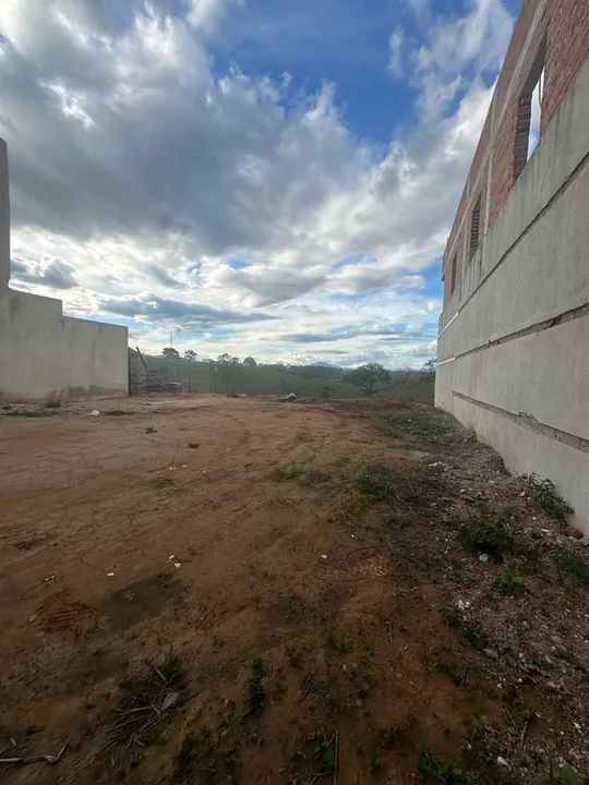 Terreno plano em ótima localização - Foto 2
