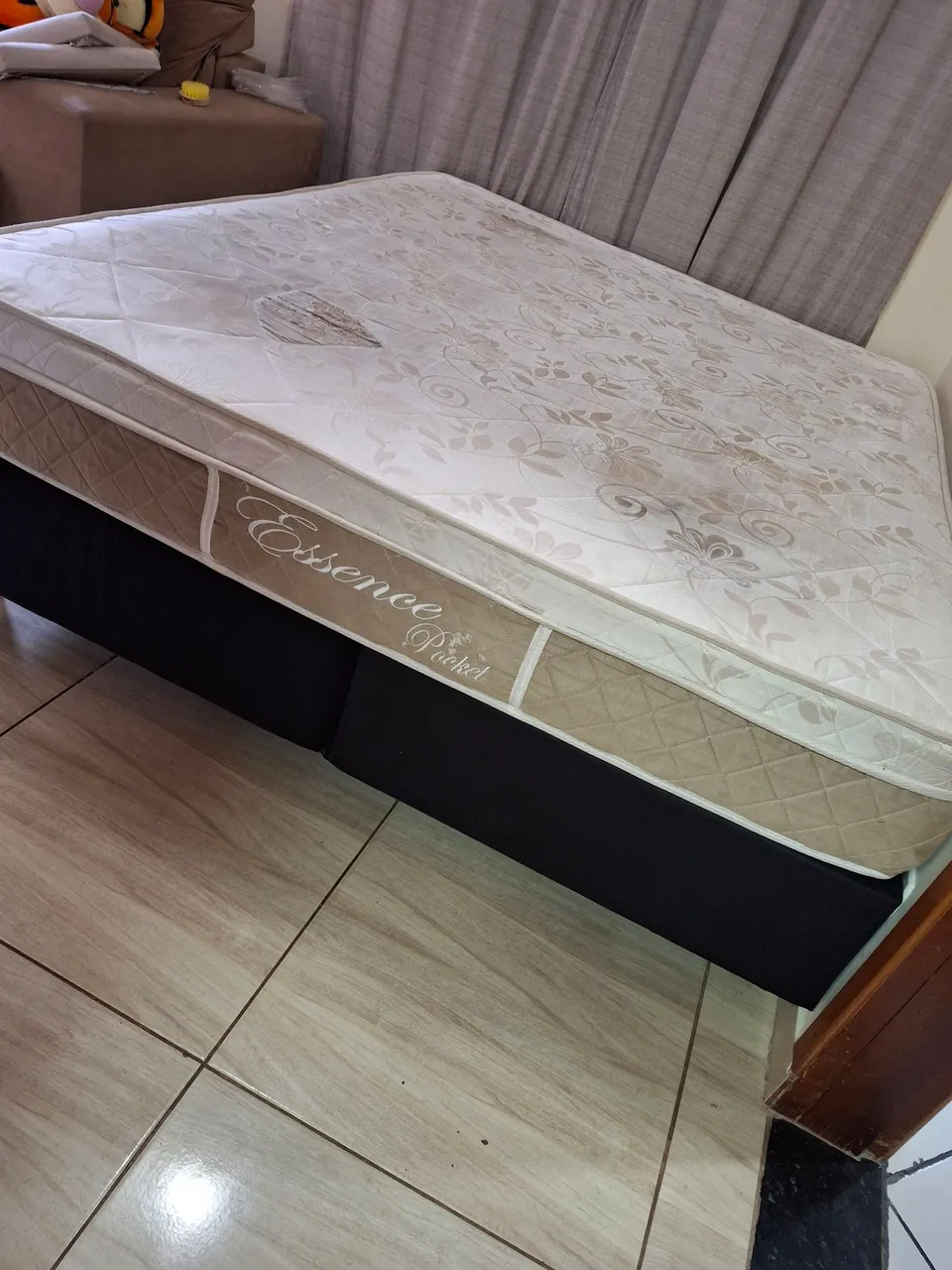 Cama box casal Quenn