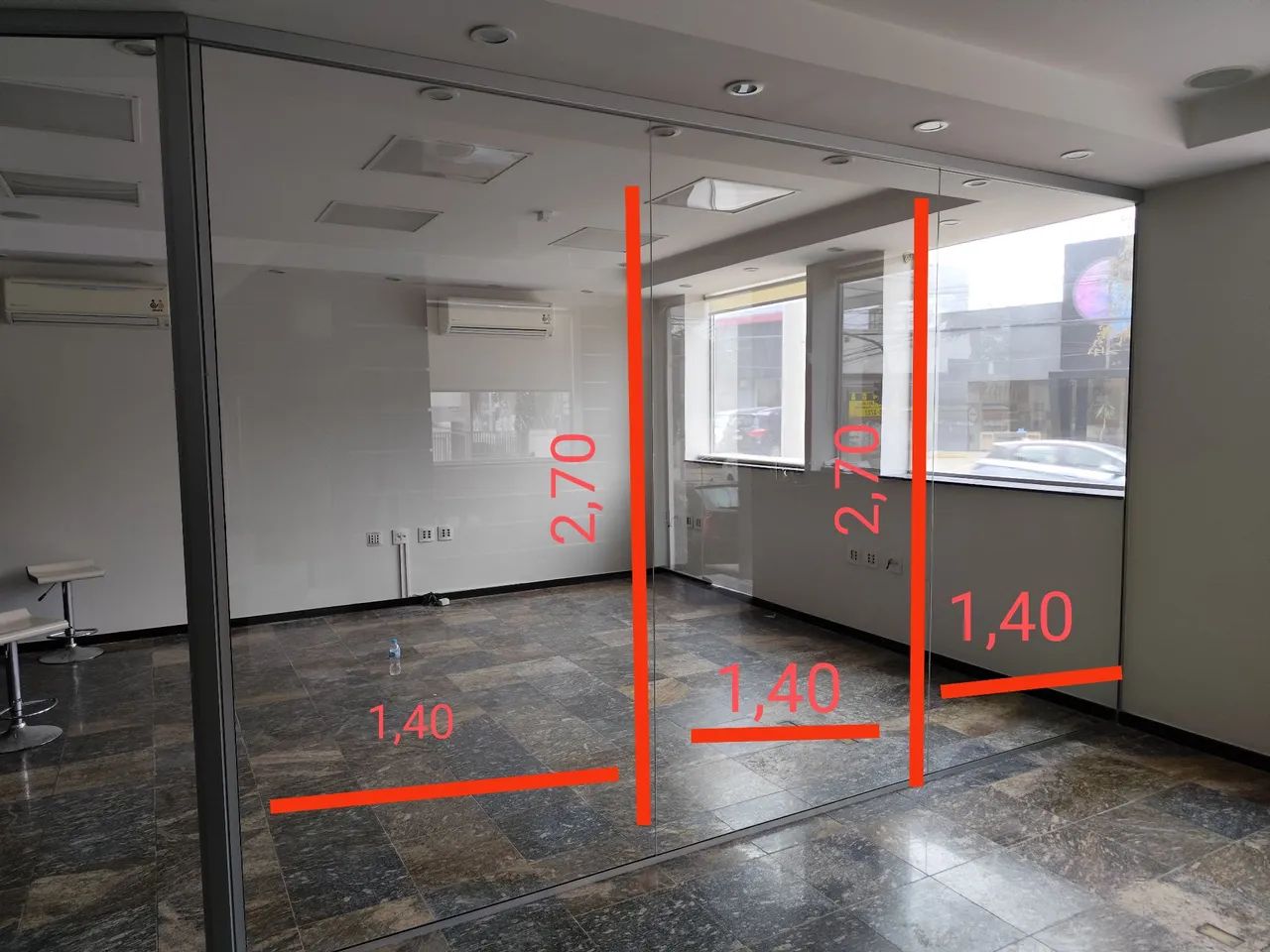 Divisória de vidro 64286340666114121