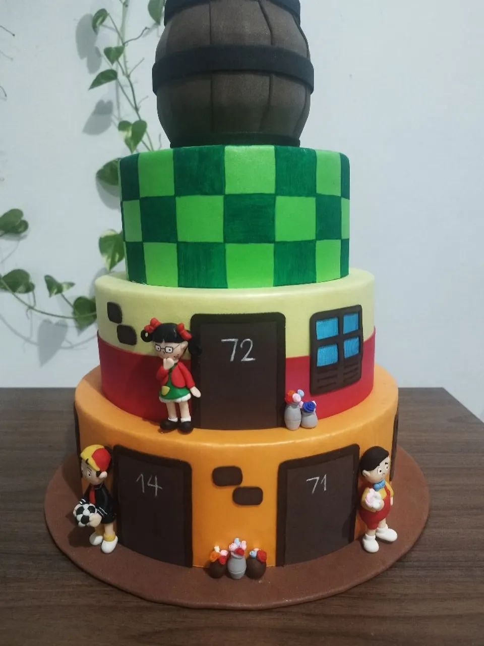 Bolo temático Chaves