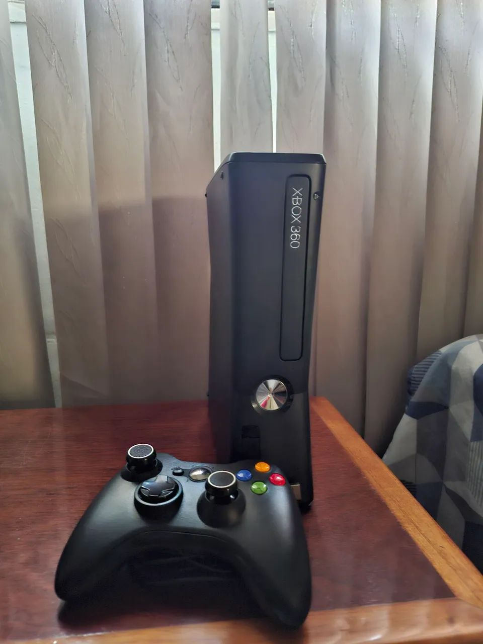 Xbox 360 Slim desbloqueado
