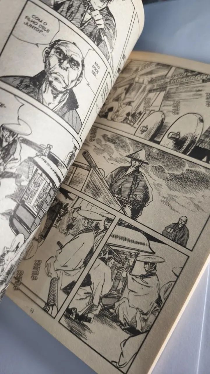 Lobo Solitário Volume 13 - A Lua A Leste, O Sol a Oeste - Panini Comics - 2001 - mangá - Foto 4