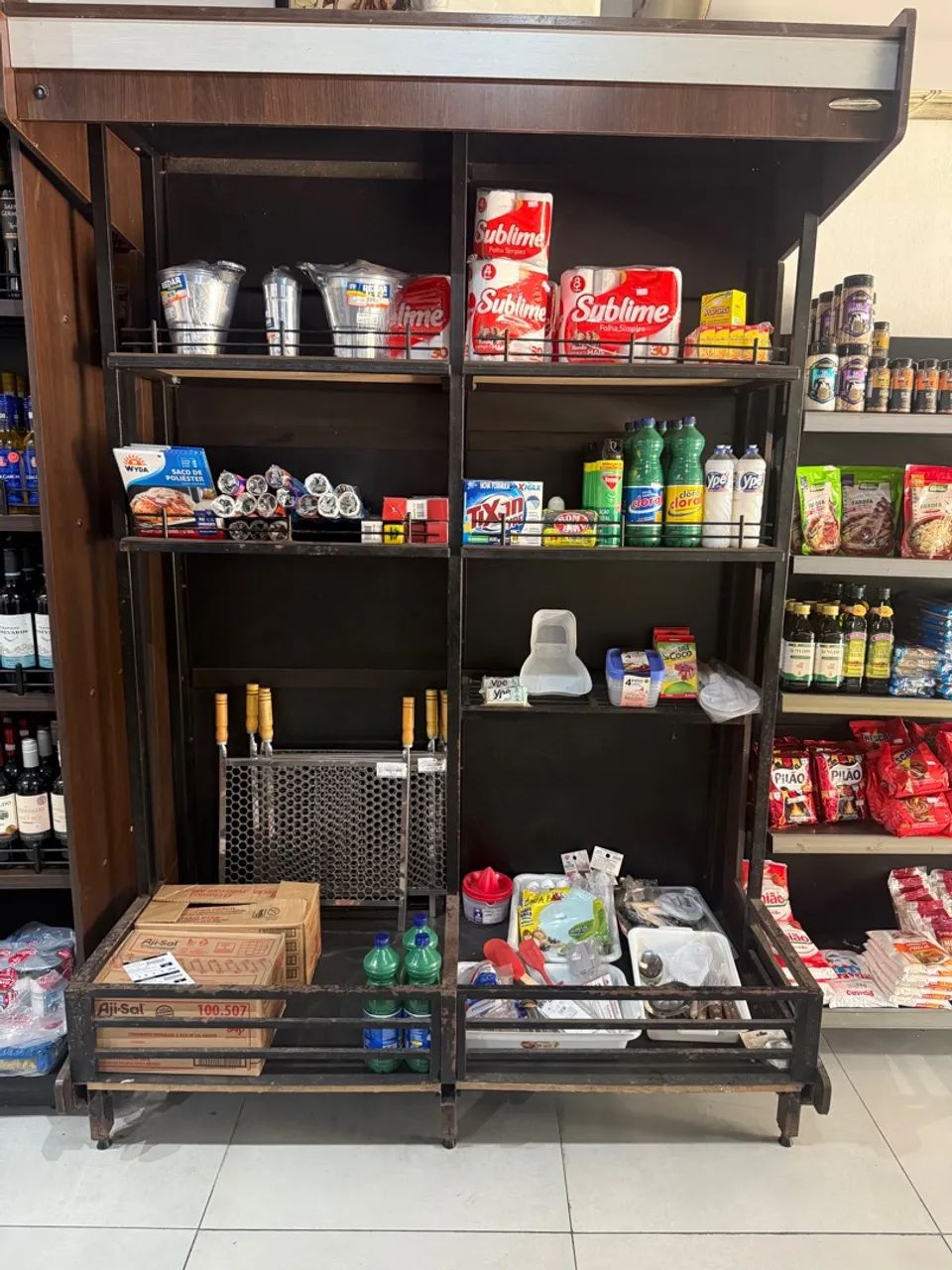 Expositor/Prateleira de Aço para Comércio