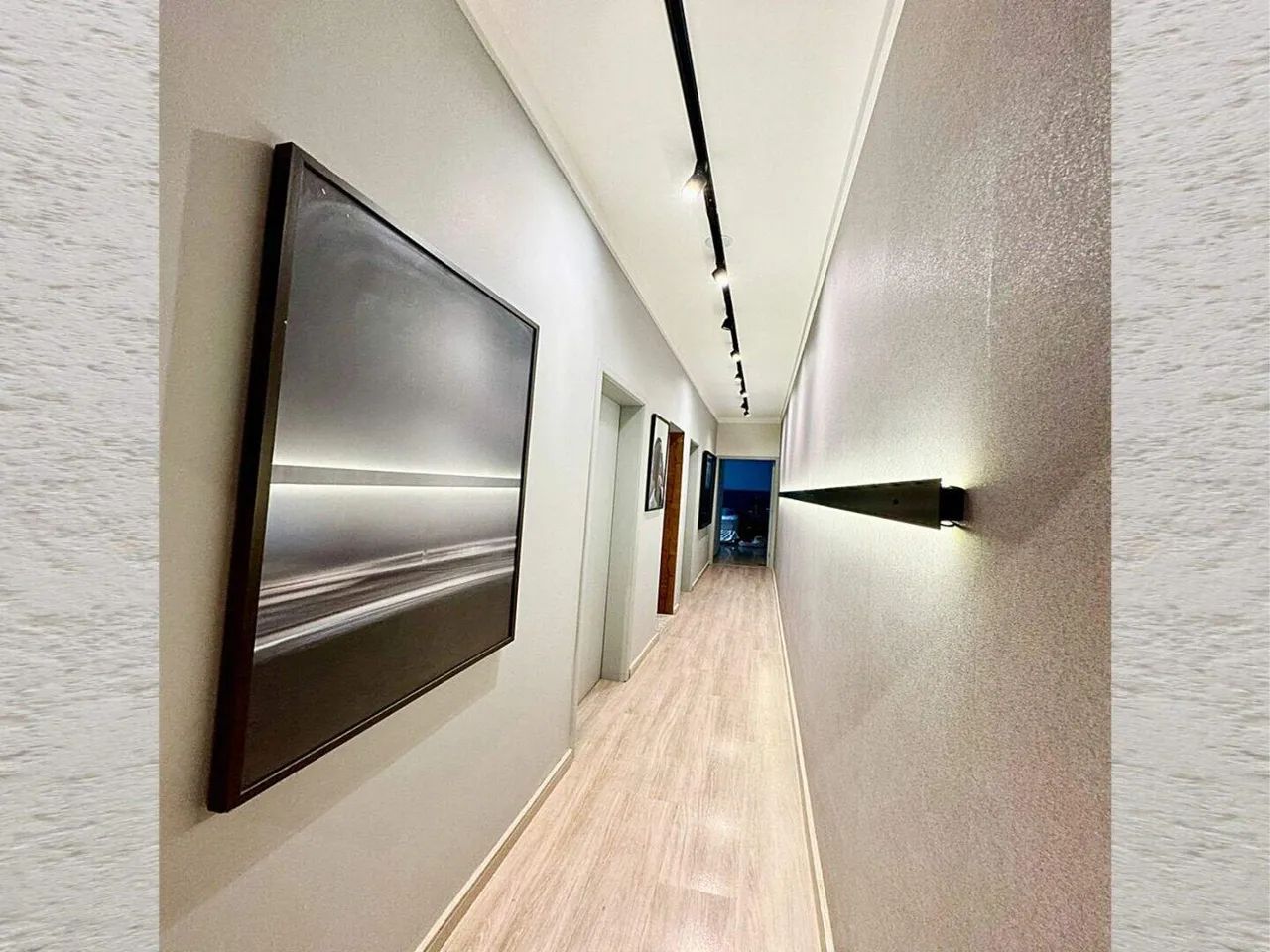 Casa ultra moderna com 250 m², 3 dormitórios sendo 1 suíte, piscina com iluminação à venda - Foto 9