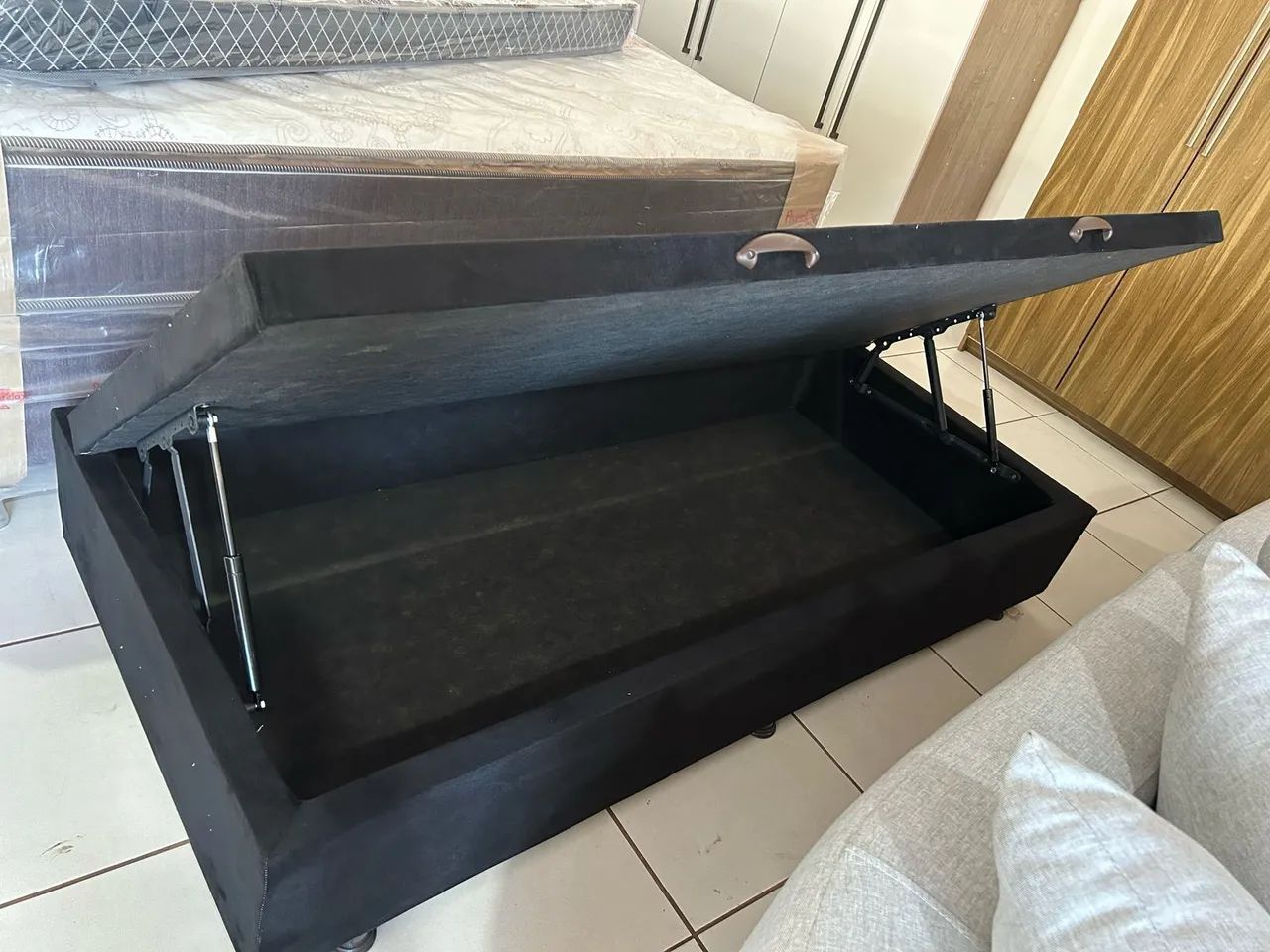 Cama Box baú solteiro nova  - Foto 4