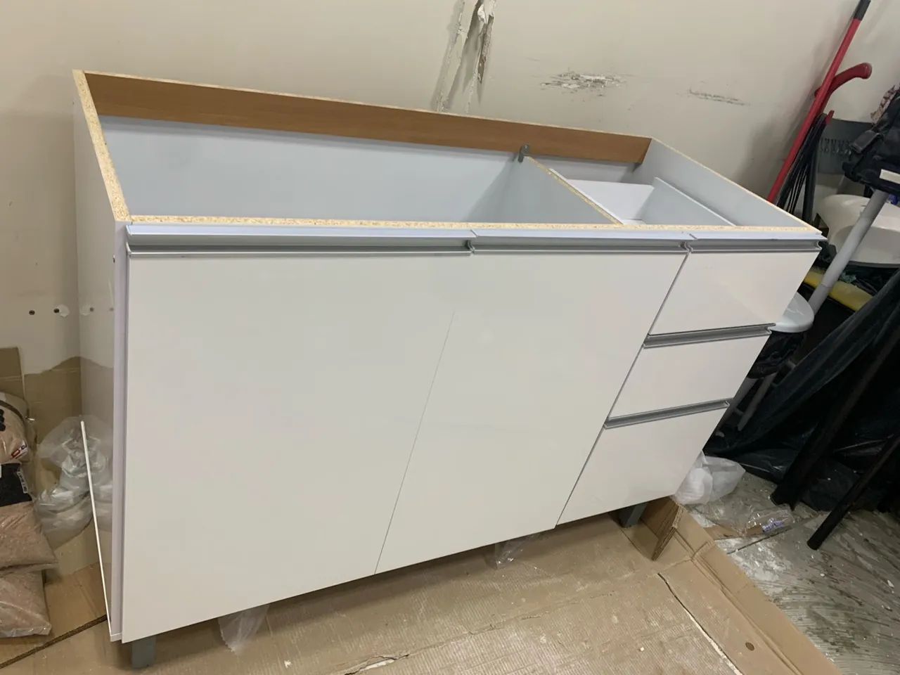 BALCÃO PARA PIA NOVO R$ 550,00 - Foto 3