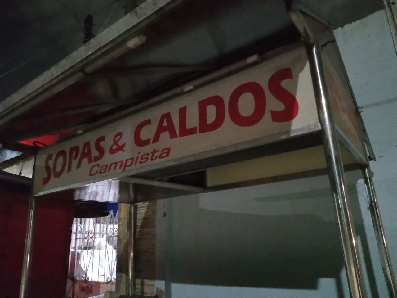 VENDO CARROÇA DE SOPAS E CALDOS TODA EM INOX - Foto 6