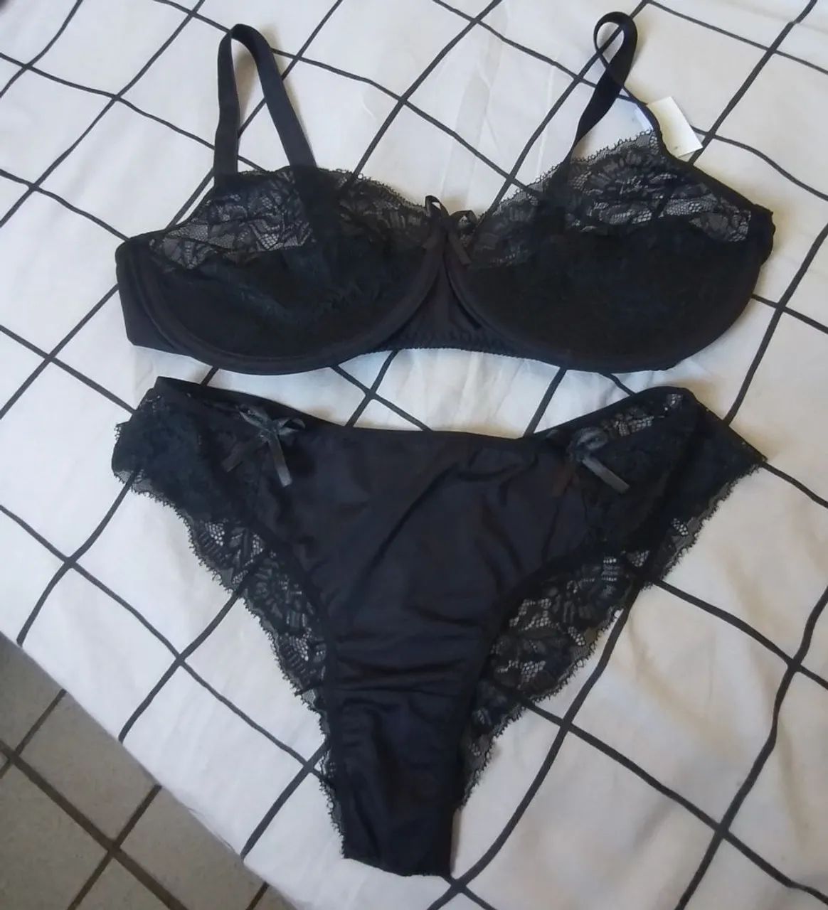 Conjunto de lingerie preto renda Plus size