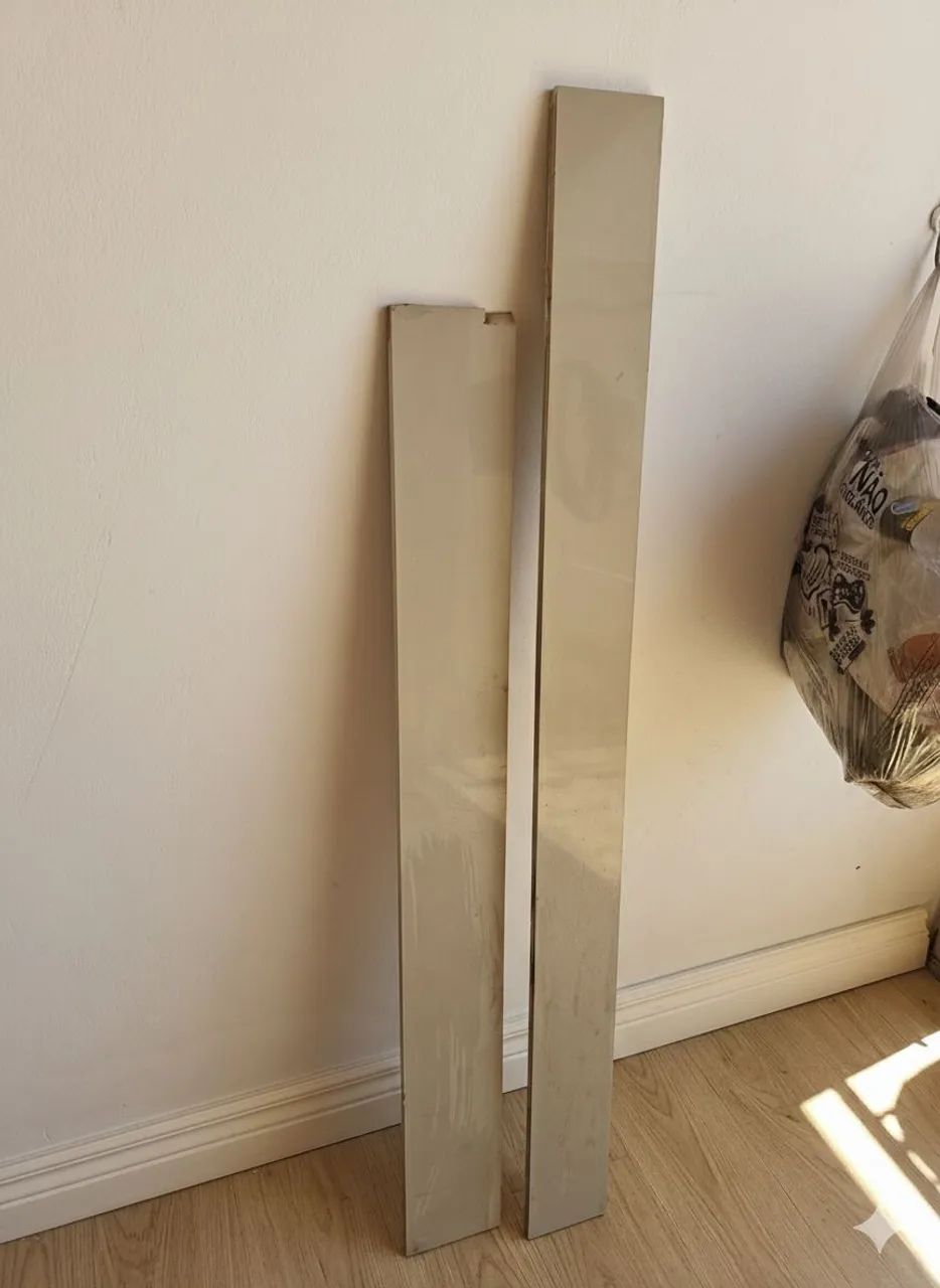 Pedra soleira cinza claro