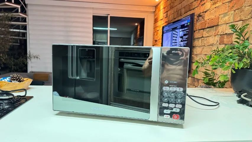 Microondas Brastemp Ative! 38L - UMA SEMANA DE USO - Foto 3