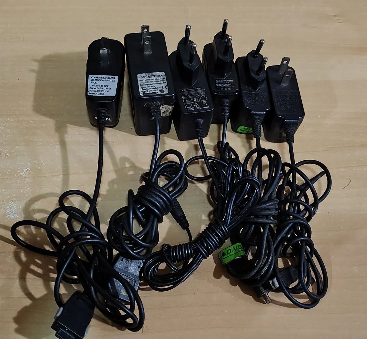 Carregadores de Celular - Diversos Modelos - A Unidade - Foto 4