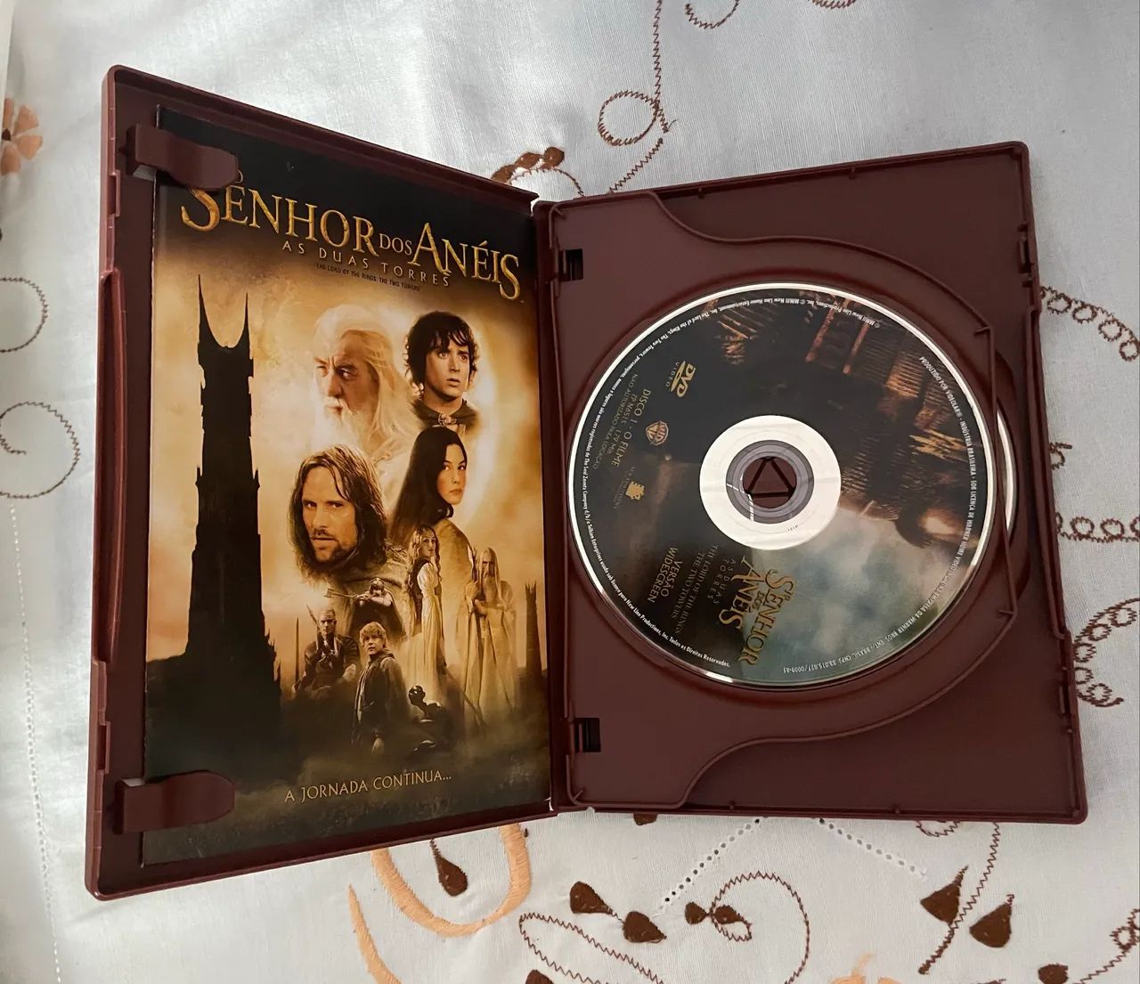 DVD trilogia o Senhor  dos Anéis  - Foto 3