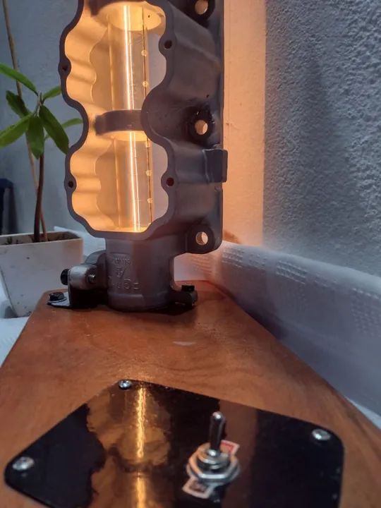 Luminária Industrial de Motor de Carro - Peça Única - Foto 3