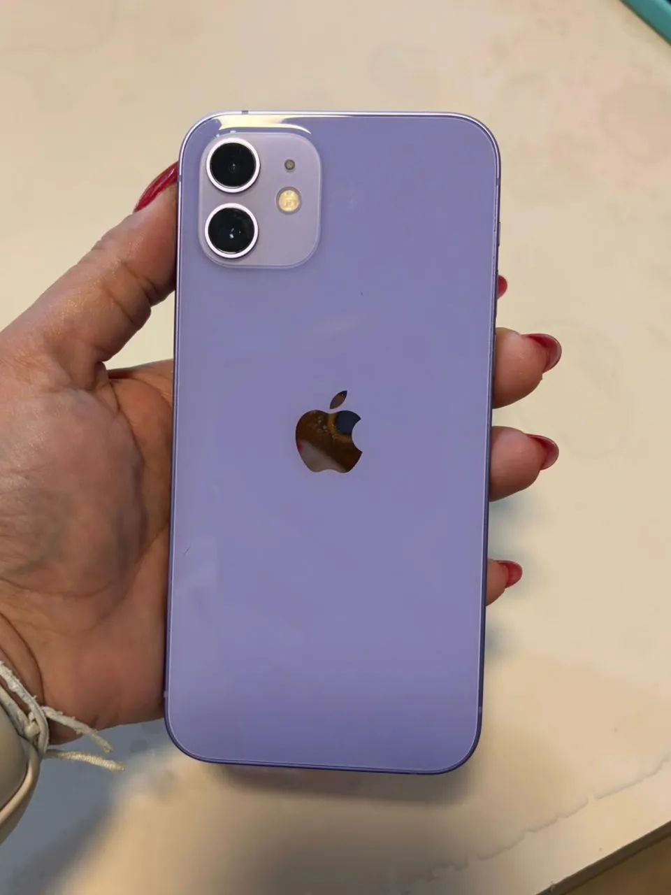 Iphone 12 64gb lilás seminovo - Celulares e Smartphones