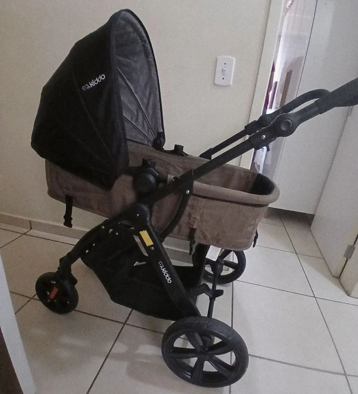 Carrinho de bebê Kiddo - pouco usado  - Foto 2