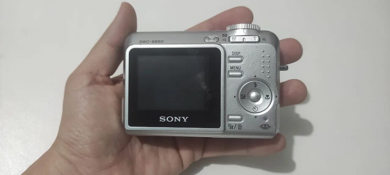 Sony Camera 7.2 Megapixels63824550614657123