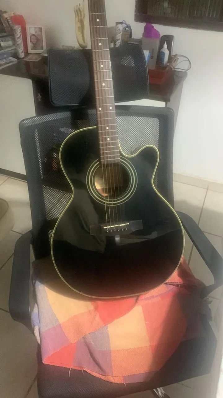 ? Violão Takamine com Preço de Desapego - Toque Como um Profissional! - Foto 4