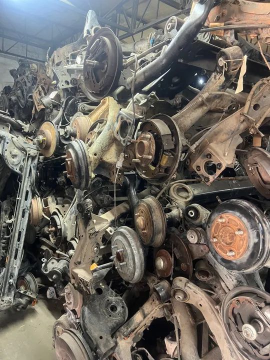 Eixo traseiro Peças de carro usadas - Diversas peças disponíveis
