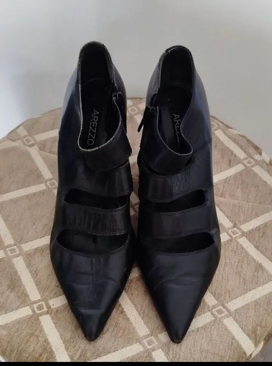 Bota preta couro Arezzo n.38