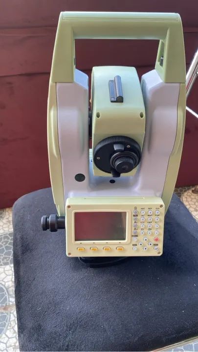  - Equipamento de Topografia - Foto 2
