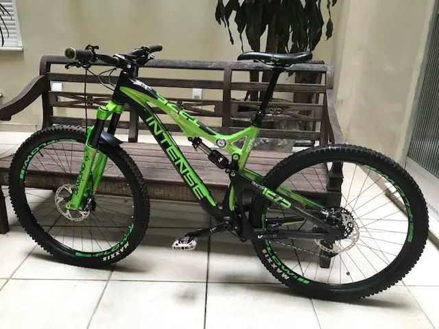 Bicicleta Intense Tracer 275C DVO Edição limitada.