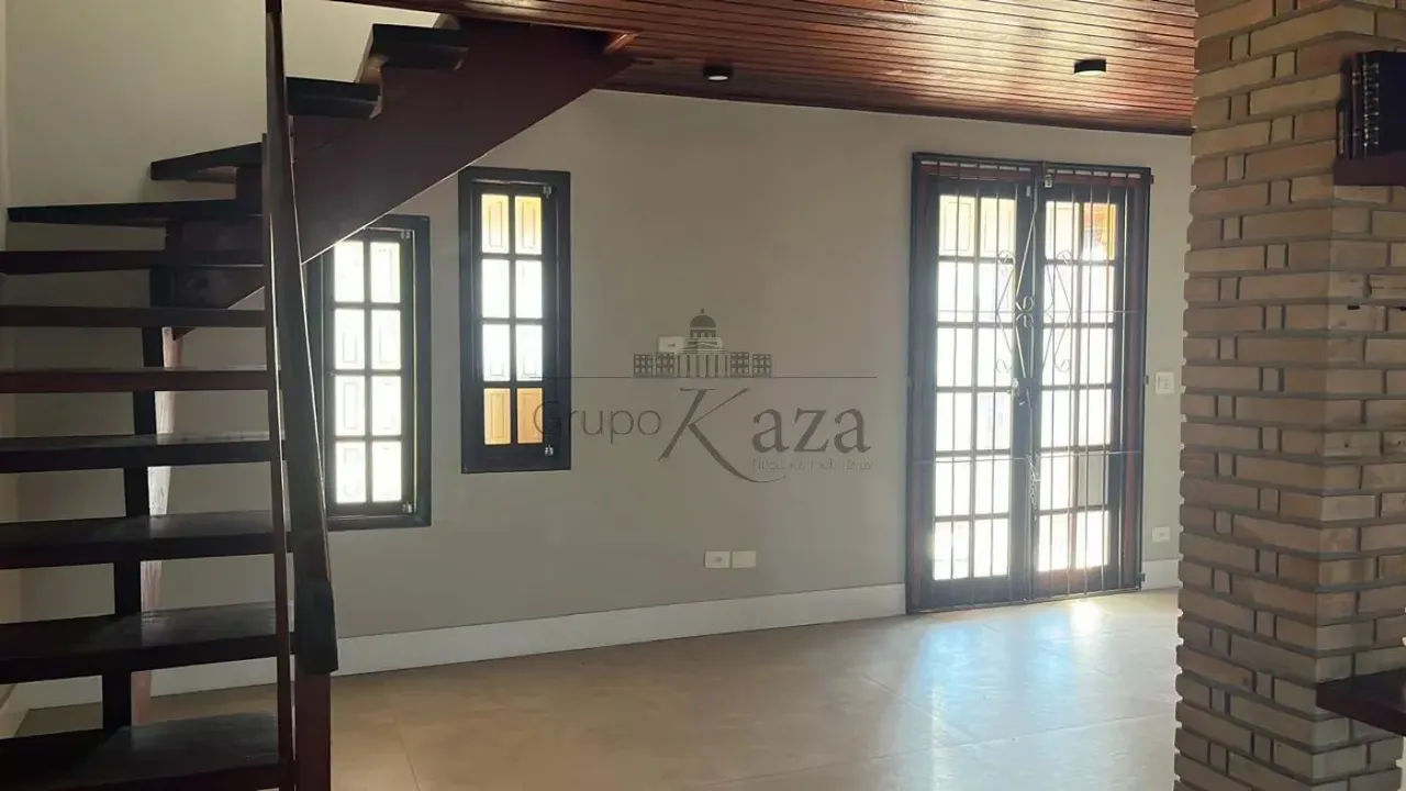 Oportunidade - Casa em Condomínio - Jaguari - Condomínio Paraíso de Igaratá - 2 Dormitório