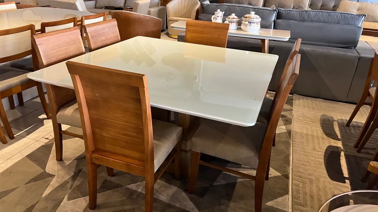 Mesa de Jantar de Madeira resistente  - Foto 2