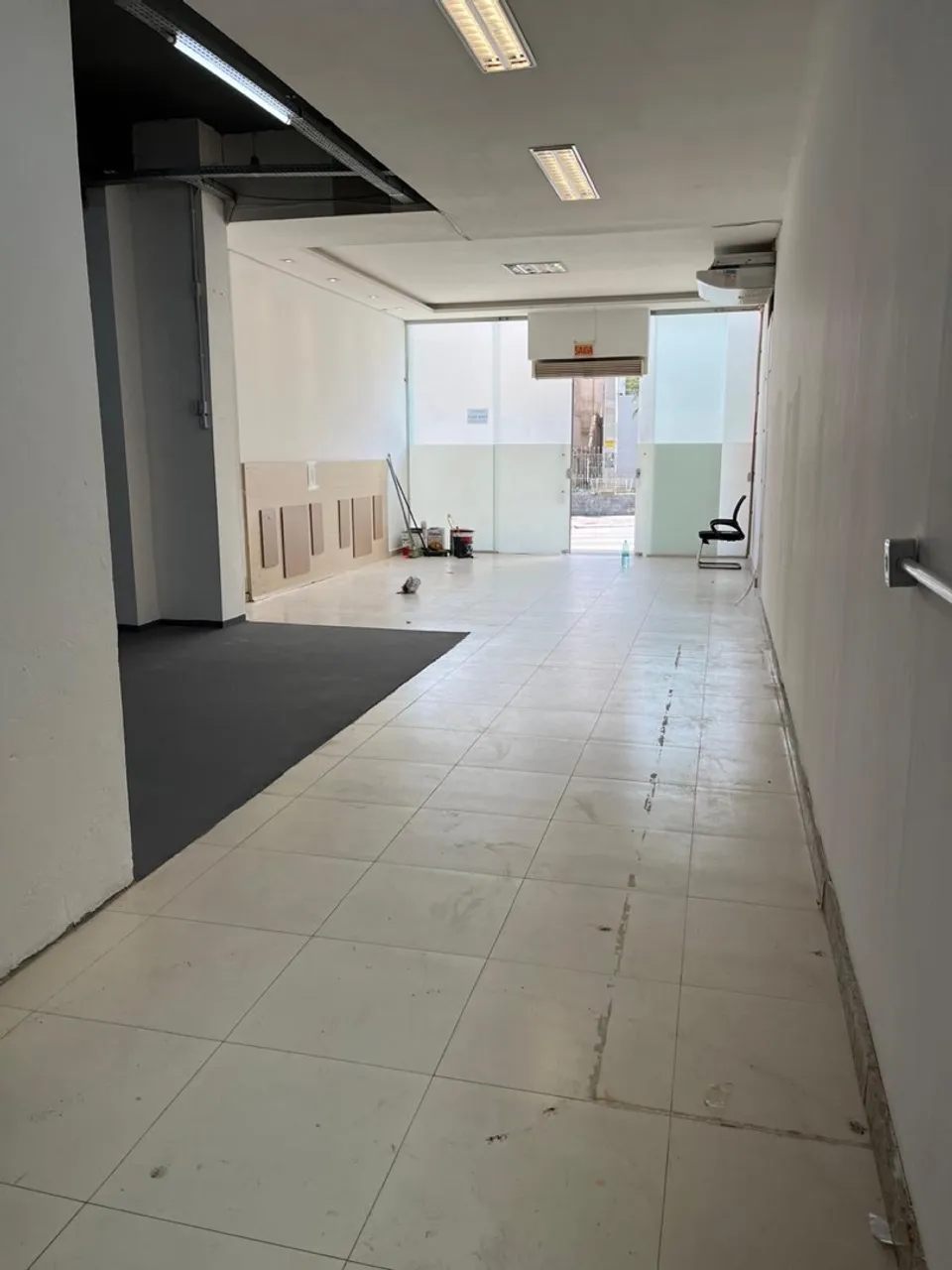 SALA COMERCIAL rua Tailândia para LOCAÇÃO