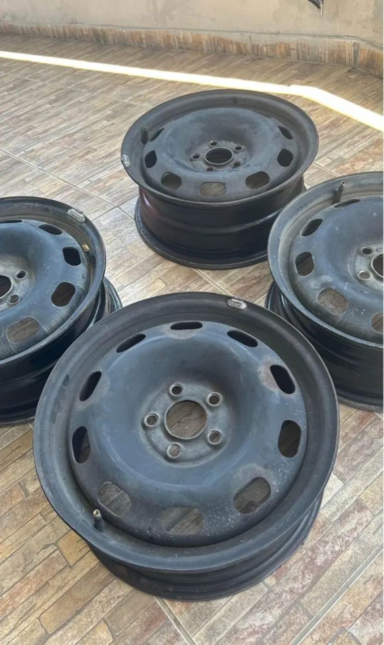 Rodas aro 15 furacões 5x100