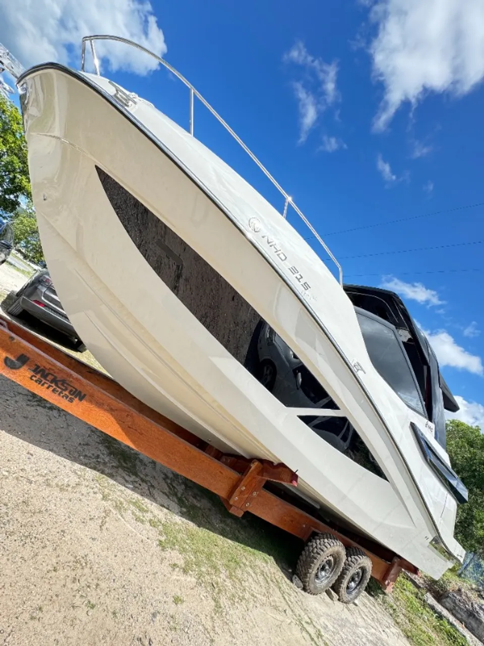 Lancha NHD 31.5 com parelha Mercury 225hp 4T - Zero milhas (Pronta Entrega)