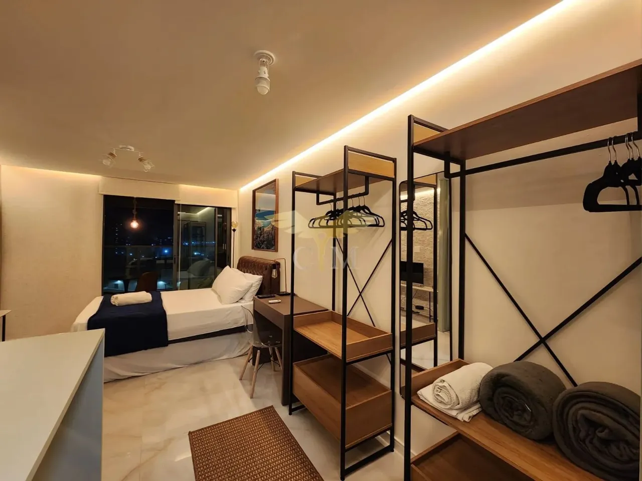 STUDIO MOBILIADO DECORADO CLIMATIZADO 31m² VARANDA GOURMET 1 GARAGEM INFRA VENDE ARMAÇÃO