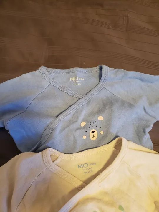 3 Bodies Bebê Manga Longa 12 a 18 meses - usado - Foto 2