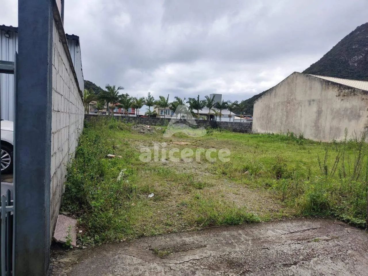 Terreno à venda com , 468m² em Pântano do Sul Florianópolis - Foto 3
