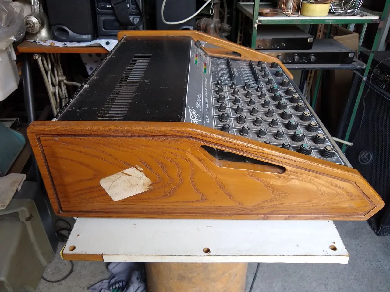 Peavey XR 700 Dual Powered Mixing Console Antigus - Foto 4
