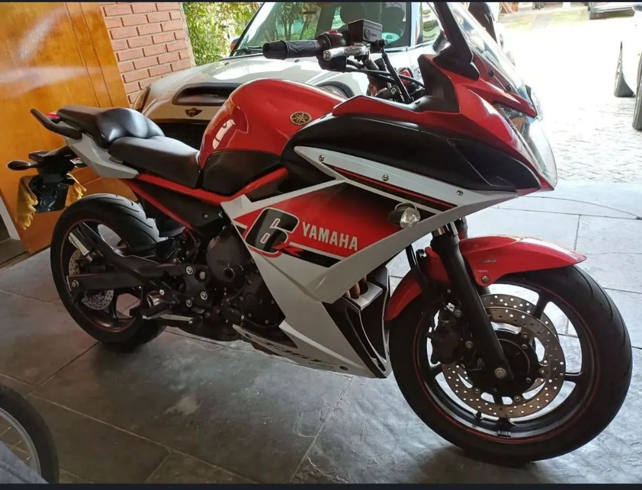 XJ6 - Vermelha - Foto 4